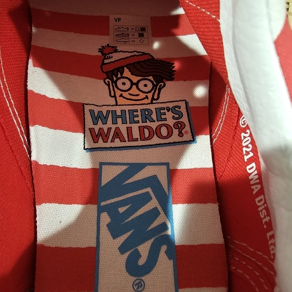 Vans Old Skool, (Where's Waldo?) International Stripes, Unisex M5.5, W7, NWT